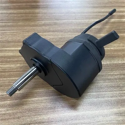 Bezuhlíkový motor elektrického invalidného vozíka